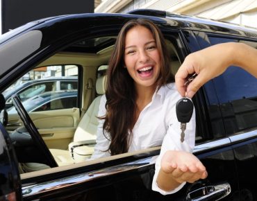 Daily vs Weekly vs Monthly Car Rental comparison in Pakistan